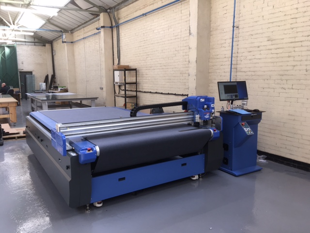 DYSS X7 1630C with conveyorized belt